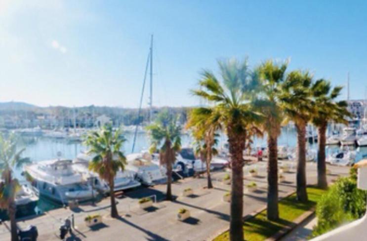 Petit Cocon Magnifique Vue Sur Marina Dans Le Golfe De Saint Tropez Apartment Коголен Екстериор снимка